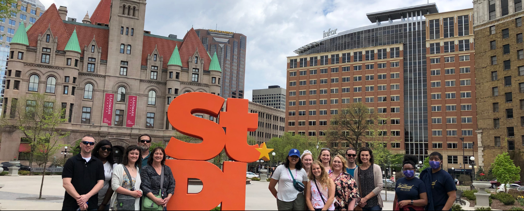 st-paul-sign-landmark-1080x436.png